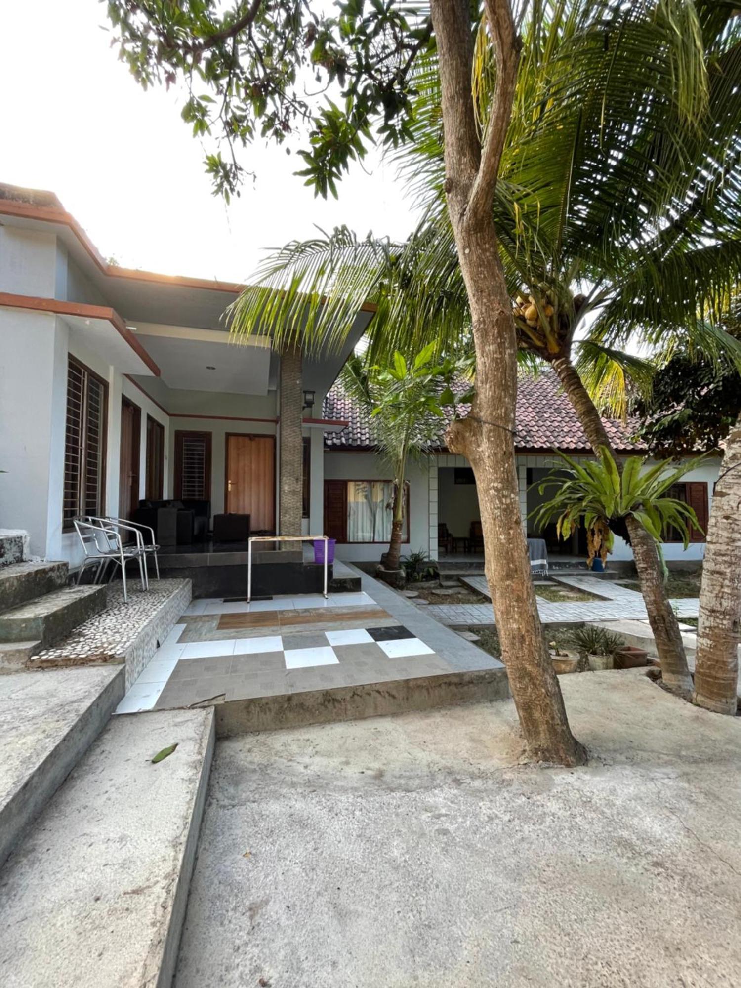 Kuta  Tri Putri Homestay מראה חיצוני תמונה