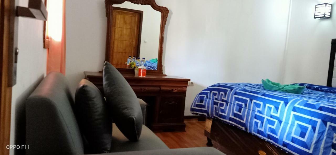 Kuta  Tri Putri Homestay מראה חיצוני תמונה